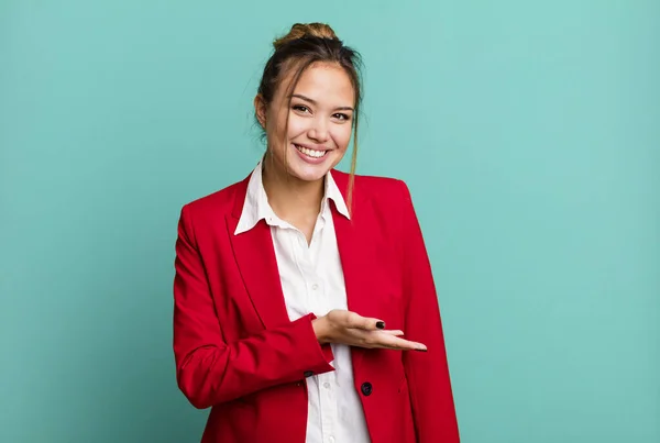 Hispanic Pretty Woman Smiling Cheerfully Feeling Happy Showing Concept Business — Foto de Stock
