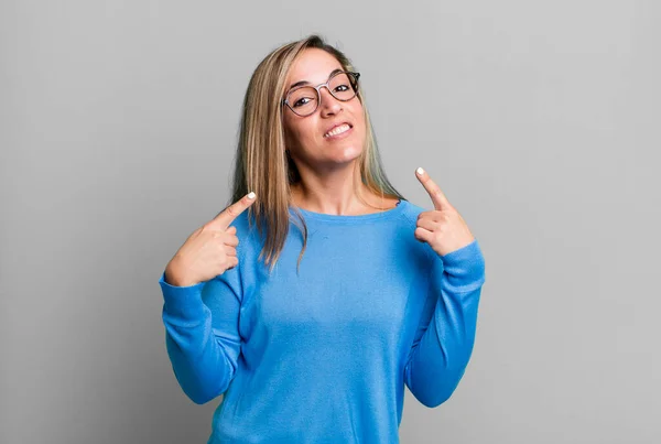 Blonde Adult Woman Bad Attitude Looking Proud Aggressive Pointing Upwards — Stockfoto