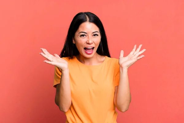 Pretty Latin Woman Looking Happy Excited Shocked Unexpected Surprise Both — Stock Photo, Image