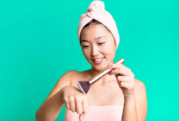 Young Adult Pretty Asian Woman Beauty Making Concept — Foto de Stock