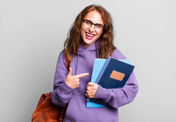 Hispanic Pretty Woman Smiling Cheerfully Feeling Happy Pointing Side University — Stockfoto