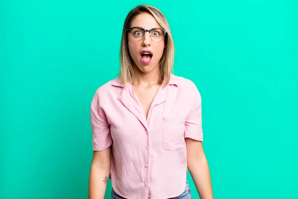 Blonde Adult Woman Looking Very Shocked Surprised Staring Open Mouth — Stockfoto