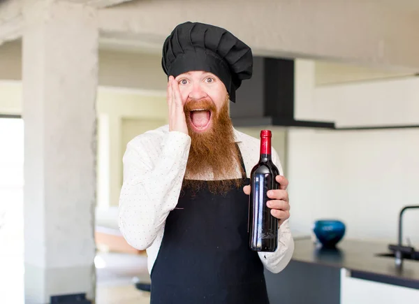 Red Hair Man Feeling Happy Astonished Something Unbelievable Wine Bottle — Stock Photo, Image