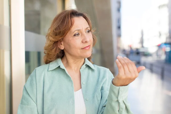 Middle Age Woman Feeling Happy Successful Confident Facing Challenge Saying — Stock Photo, Image