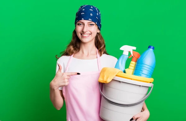 Caucasian Pretty Blonde Woman Housekeeper Clean Products Concept — Fotografia de Stock
