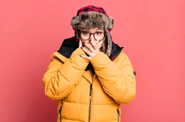 Hispanic Pretty Woman Covering Mouth Hands Shocked Wearing Anorak Cold — Stock Photo, Image