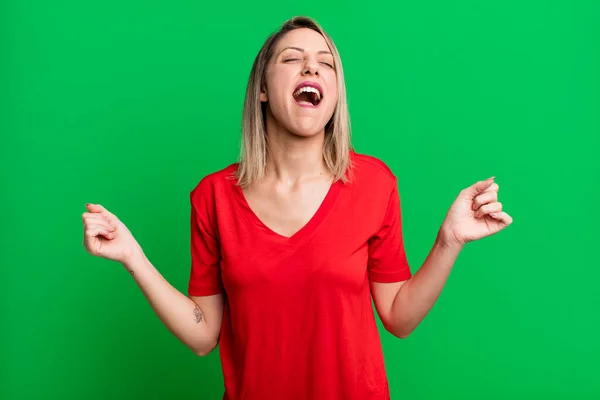 Blonde Adult Woman Looking Extremely Happy Surprised Celebrating Success Shouting — Zdjęcie stockowe