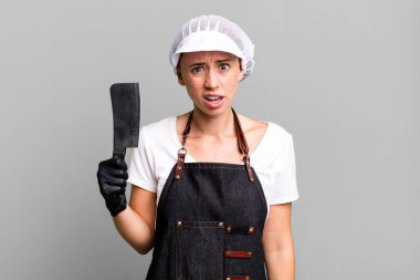 Şaşırmış ve kafası karışmış hissediyorum. Kasap konsepti