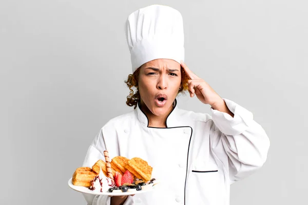 Red Hair Pretty Chef Woman Cooking Waffles — Stock Photo, Image