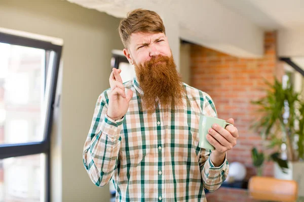 Red Hair Man Red Hair Man Crossing Fingers Hoping Good — Stock Photo, Image