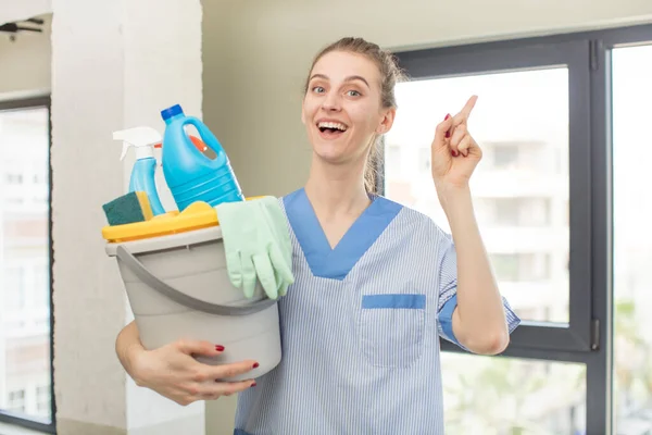 Feeling Happy Excited Genius Realizing Idea Housekeeper Concept — Stock Photo, Image