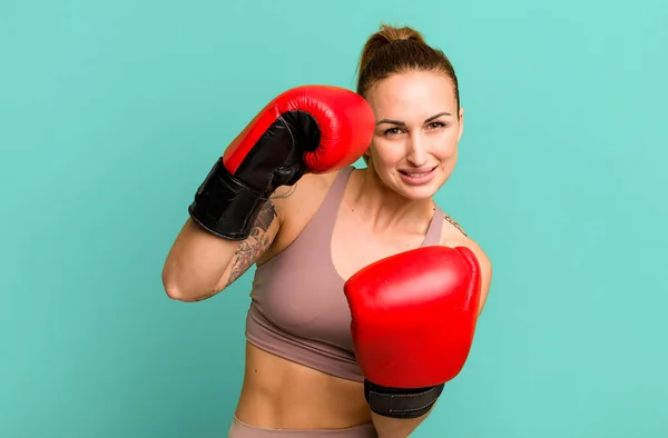 Young Pretty Woman Boxing Fitness Concept — Stockfoto