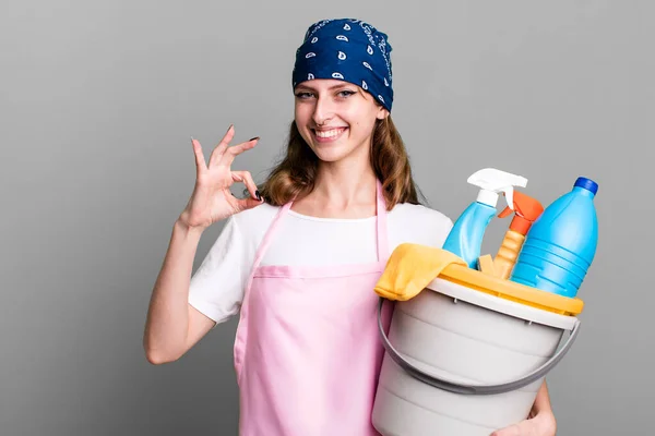 Caucasian Pretty Blonde Woman Housekeeper Clean Products Concept —  Fotos de Stock