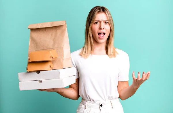 Young Pretty Woman Looking Angry Annoyed Frustrated Delivery Take Away — Stock Photo, Image