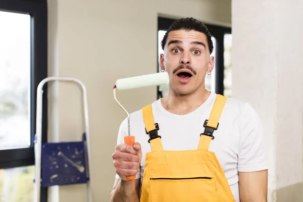 Young Handsome Man Handyman Housekeeper Concept Home Interior — Stock Photo, Image