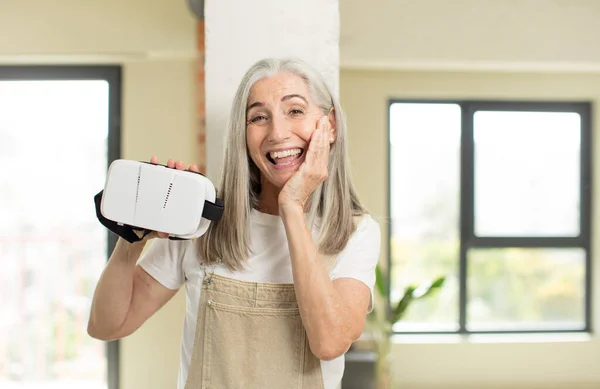 Pretty Senior Woman Feeling Happy Astonished Something Unbelievable Goggles — Stock Photo, Image