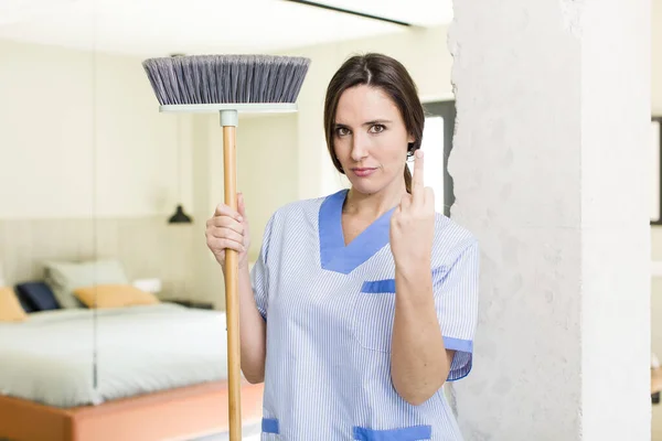 Young Pretty Woman Feeling Angry Annoyed Rebellious Aggressive Housekeeper Concept — Foto de Stock