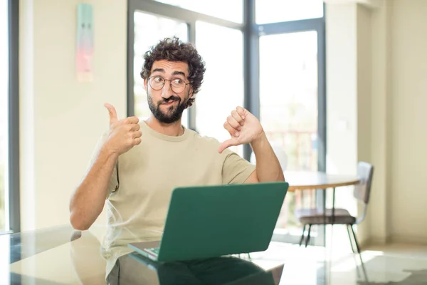 Young Adult Bearded Man Laptop Feeling Confused Clueless Unsure Weighting — Stock Photo, Image