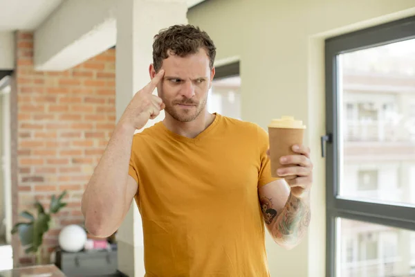 Looking Surprised Realizing New Thought Idea Concept Take Away Coffee — Stock Photo, Image