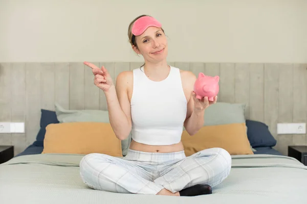 Smiling Cheerfully Feeling Happy Pointing Side Piggy Bank Concept — Stock Photo, Image