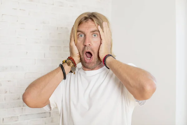Young Blond Adult Man Looking Excited Surprised Open Mouthed Both — Stock Photo, Image
