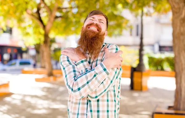 Red Hair Bearded Man Feeling Love Smiling Cuddling Hugging Self — Stock Photo, Image
