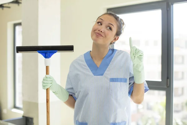 Pretty Woman Feeling Happy Excited Genius Realizing Idea Housekeeper Concept — Stock Photo, Image