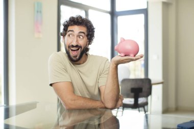 genç model tasarruf veya para kavramı