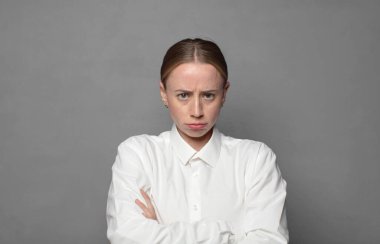 Kopya alanı olan güzel bir iş kadını.