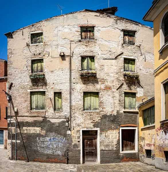 Tipik İtalyan evi, Venedik.