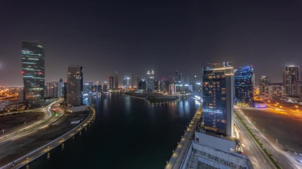 Stadsbild Skyskrapor Dubai Business Bay Med Vattenkanalsantenn Natten Timelapse Med — Stockvideo