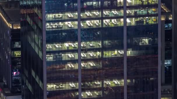 Belysta Panoramafönster Kontor Högklassig Byggnad Natten Timelapse Glödande Ljus Skyskrapa — Stockvideo