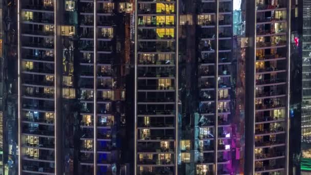 Janelas Panorâmicas Iluminadas Apartamentos Edifício Alta Classe Noite Timelapse Muitas — Vídeo de Stock