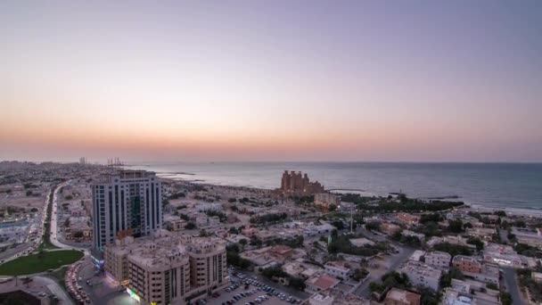 Obywatel Ajman Sharjah Dzień Nocy Timelapse Góry Zatoki Budynków Widok — Wideo stockowe