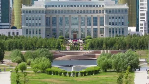 Panorama Del Timelapse Ciudad Astana Residencia Presidentes Akorda Con Parque — Vídeos de Stock