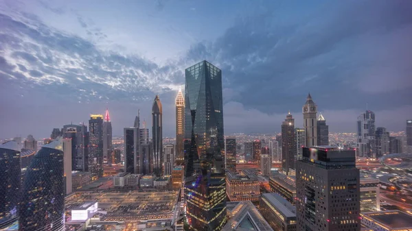 Panorama Futuristických Mrakodrapů Západu Slunce Obchodním Centru Finančního Okrsku Dubaji — Stock fotografie
