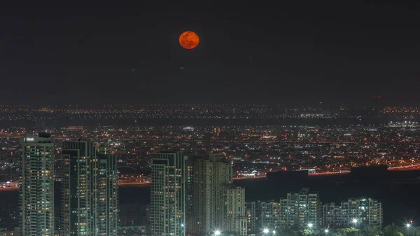 Місяць Піднімається Над Зеленим Аль Барша Висотою Району Нічної Темпеси — стокове фото