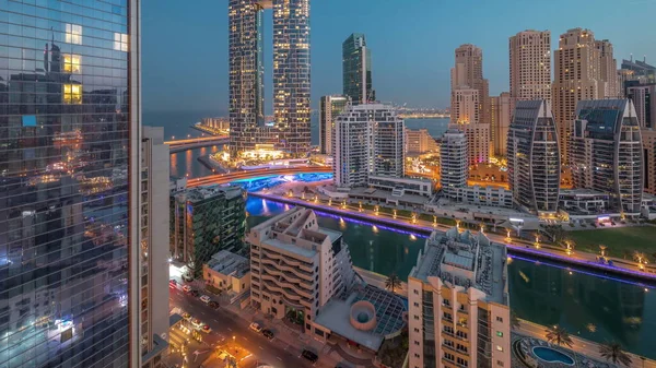 Dubai Marina Wolkenkrabbers Jbr District Voor Zonsopgang Met Verlichte Luxe — Stockfoto