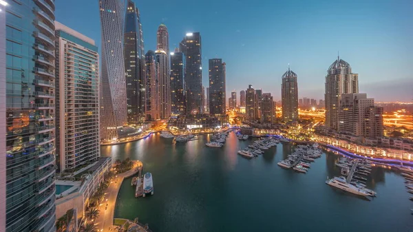 Dubai Kikötő Legmagasabb Felhőkarcolók Jachtok Kikötő Légi Éjjel Nappal Átmenet — Stock Fotó