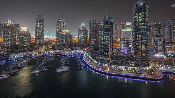 Panorama Ukazuje Luxusní Jachta Záliv Městě Letecké Noci Timelapse Dubajském — Stock fotografie