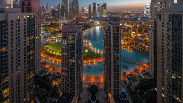 Dubai Downtown Stadsgezicht Met Hoogste Wolkenkrabbers Rond Fontein Antenne Nacht — Stockfoto