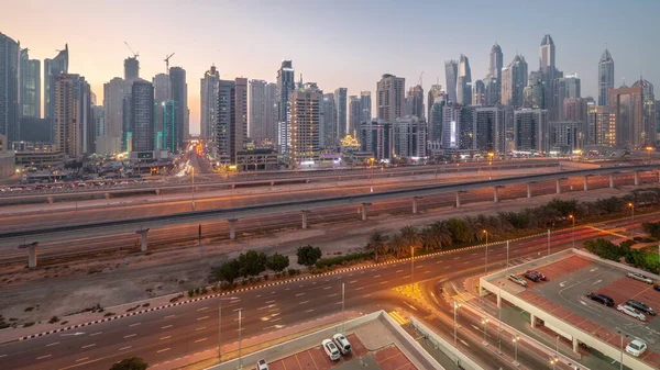 Dubai Marina Höchsten Block Von Wolkenkratzern Tag Auf Nacht Übergang — Stockfoto