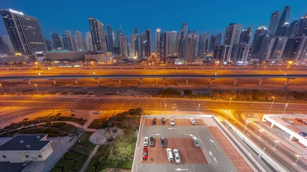 Dubai Marina Wolkenkratzer Und Sheikh Zayed Straße Mit Bahn Antenne — Stockfoto