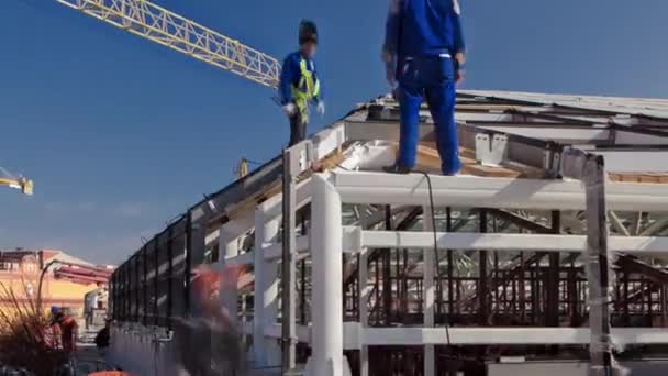 Builders Carpenters Uniform Working Roof Timelapse Construction Site Metal Reinforcement — Stockvideo