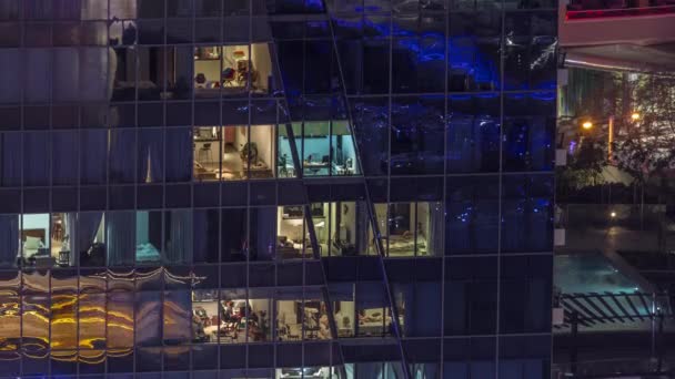 Ventanas Luces Oficinas Modernas Edificios Residenciales Timelapse Por Noche Rascacielos — Vídeo de stock