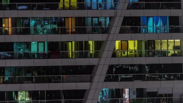 Вид Ніч Багатьох Сяючих Панорамних Вікон Квартирі Житлової Вежі Таймлапс — стокове відео