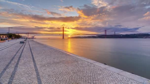 Lisbon City Sunrise April Bridge Panoramic Timelapse River Waterfront Early — Stockvideo