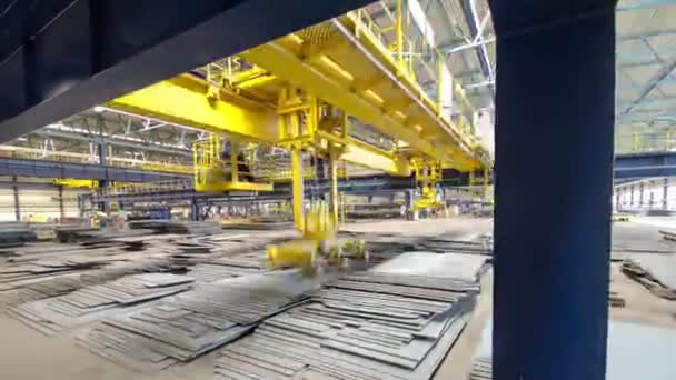 Factory Workshop Lifting Crane Device Timelapse Hyperlapse Lift Loads Using — Stock Video