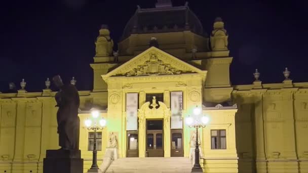 Kunstpaviljoen Zagreb Verlicht Nachts Timelapse Hyperlapse Kroatië Monument Voor Gevel — Stockvideo