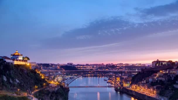 포르투갈의 역사적 도시인 포르투 Porto 루이스 브리지 Dom Luiz Bridge — 비디오